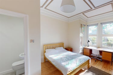 6 bed house, Burnside, Spital Tongues, Newcastle, NE24LN - Image 2